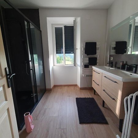Maison Dans Ancien Corps De Ferme 4 A 6 Personnes Saint-Clement  外观 照片