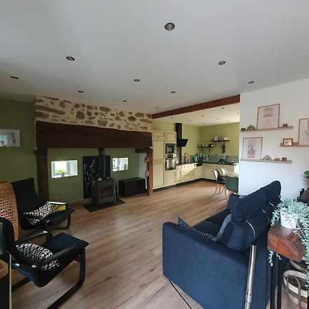 Maison Dans Ancien Corps De Ferme 4 A 6 Personnes Saint-Clement  外观 照片